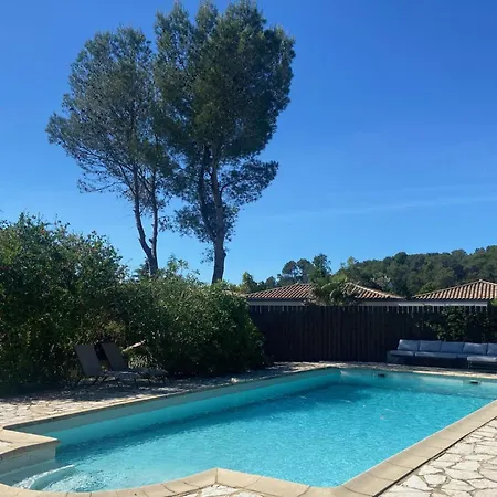 Le Des Cazarelles Saint-Jean-de-Cuculles