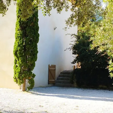 Casa de Férias Le Des Cazarelles Saint-Jean-de-Cuculles